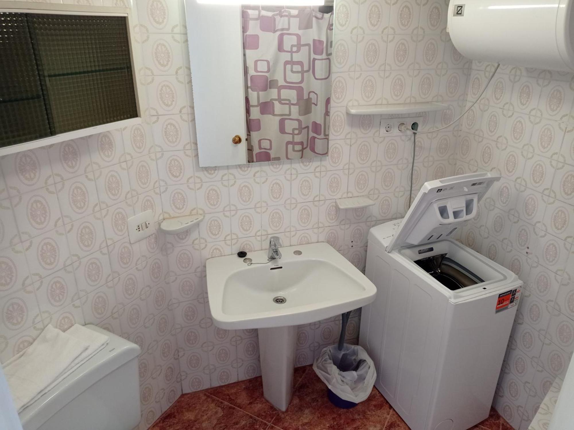 Apartamentos Bonaire 1ª Linea Wifi Solo Familias Serviplaya Gandía Værelse billede
