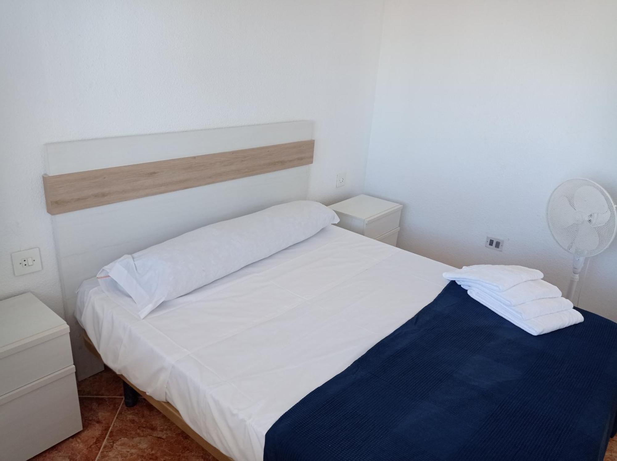 Apartamentos Bonaire 1ª Linea Wifi Solo Familias Serviplaya Gandía Værelse billede